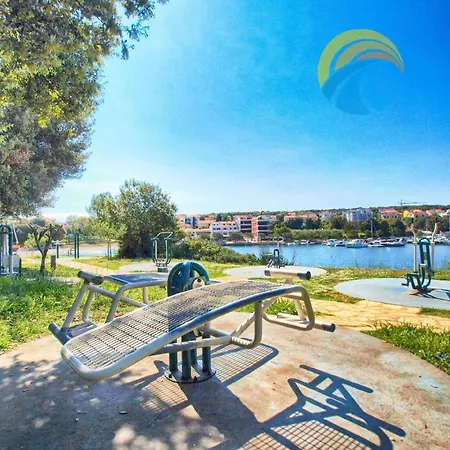 Apartment Fuer 4 Personen Ca 60 Qm In Pjescana Uvala, Istrien Istrische Riviera *