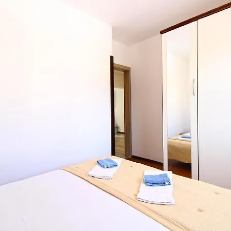 Fuer 4 Personen Ca 60 Qm In Pjescana Uvala, Istrien Istrische Riviera * Pjescana Uvala